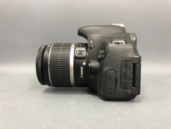 Canon EOS 600D Kit 18-55mm 3.5-5.6 IS (5.400 кадров)