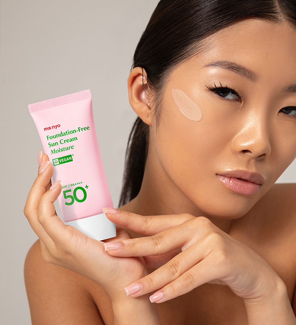 Manyo Foundation-Free Sun Cream Moisture увлажняющий солнцезащитный крем с тонирующим эффектом