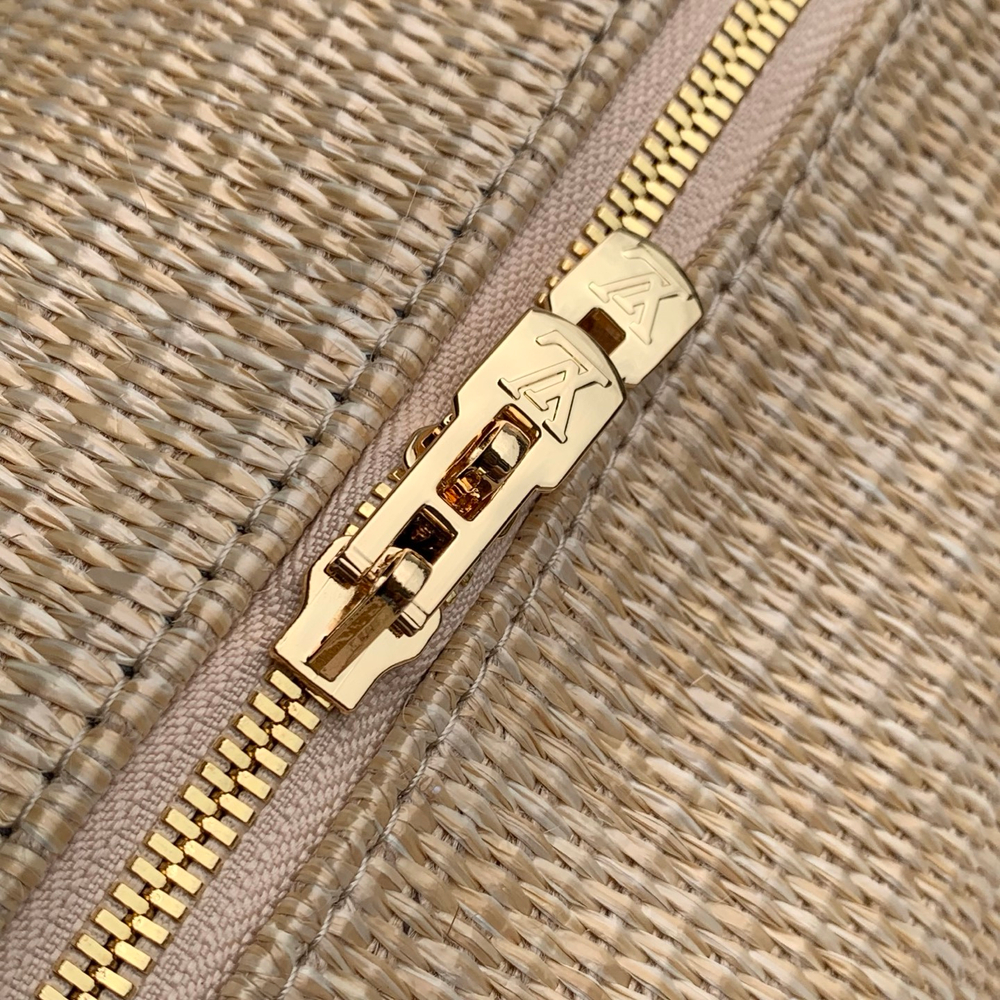 Louis Vuitton Express PM