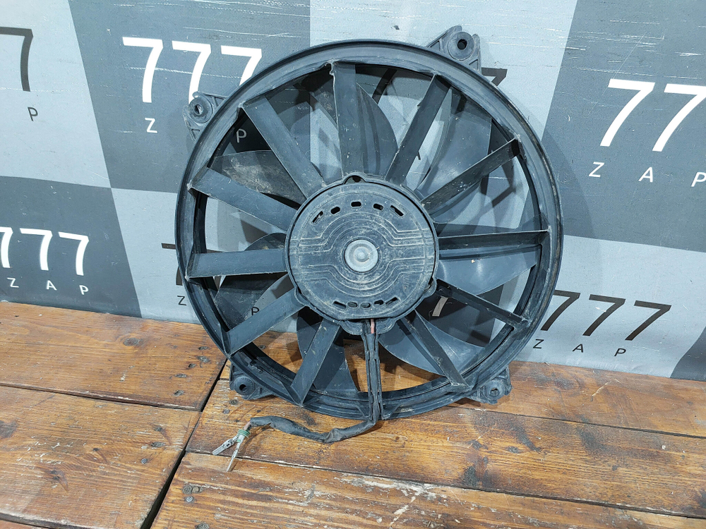 Вентилятор охлаждения радиатора Peugeot 308 1 07-15 Б/У Оригинал GMV140CEM00