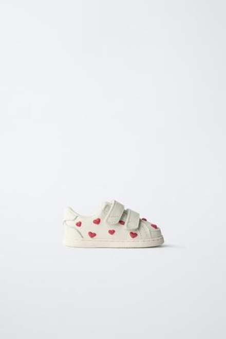 ZARA КРОССОВКИ С СЕРДЕЧКАМИ BAREFOOT, БЕЛЫЙ