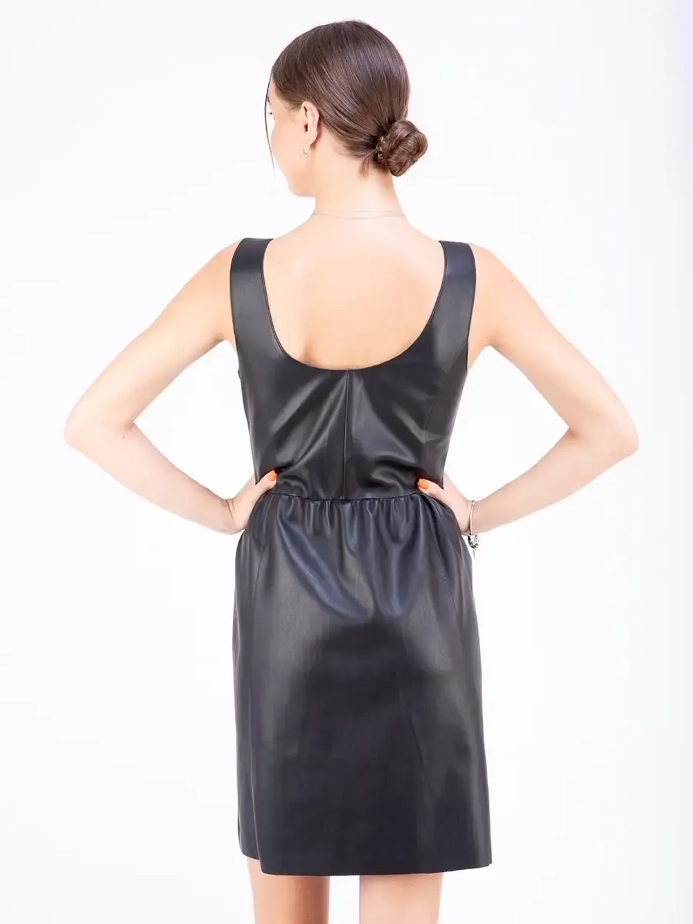 Сарафан женский из экокожи кожаный