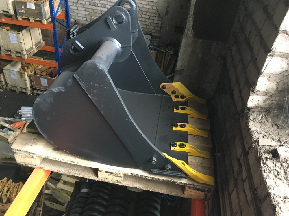 Ковш Volvo BL61(71) 800 мм 0,22 м3