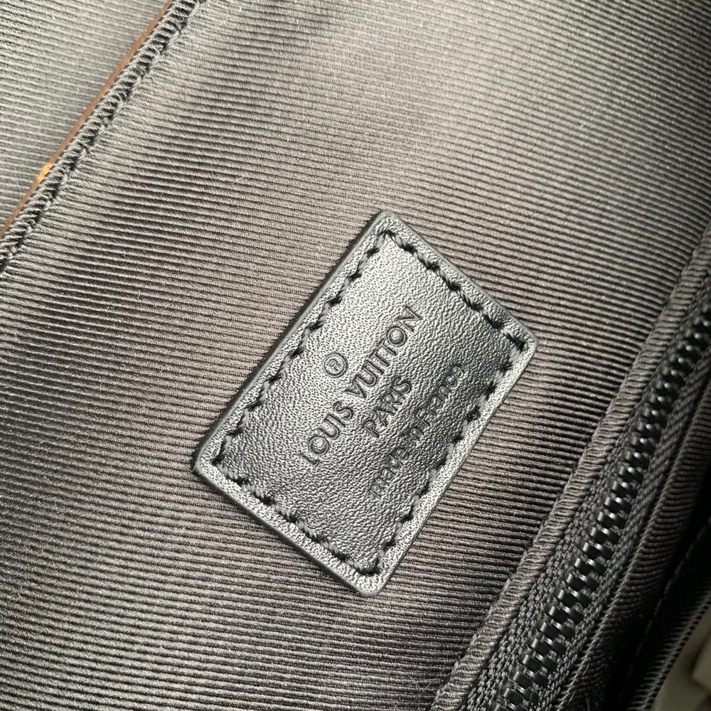 Louis Vuitton Christopher PM