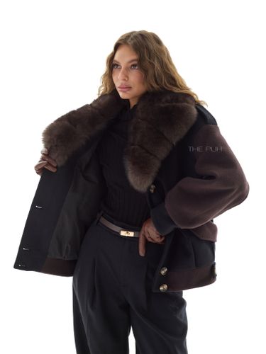 Черная куртка с шоколадными рукавами