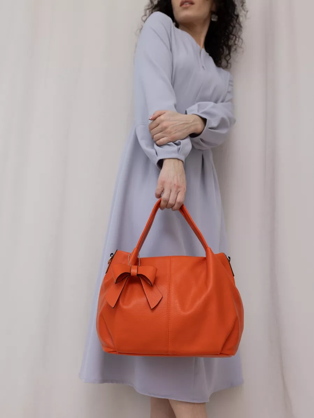 Сумка через плечо классическая