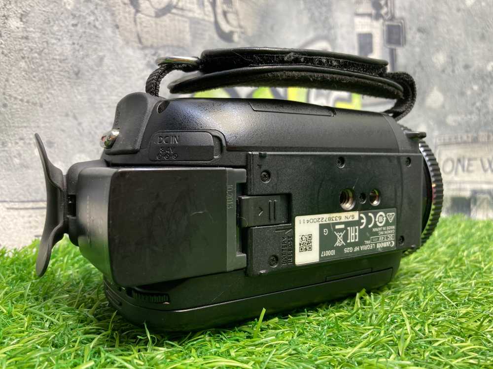 Canon Legria HF G25