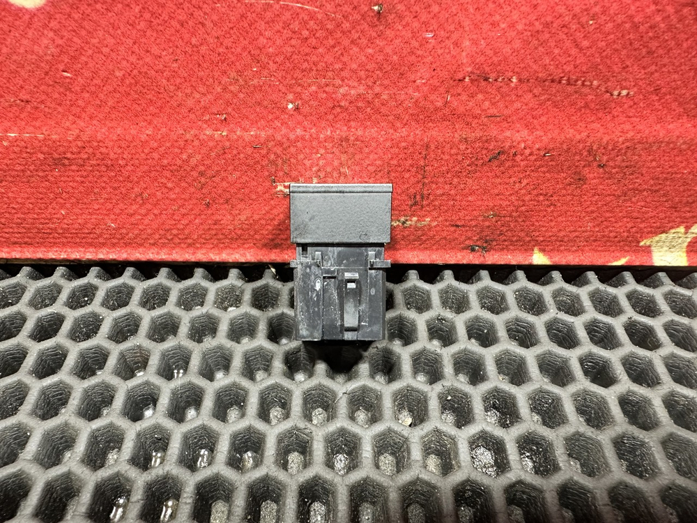 Кнопка освещения