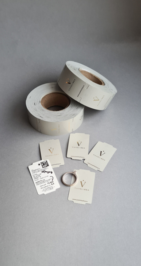 Светло-серые бирки, печать золотым цветом