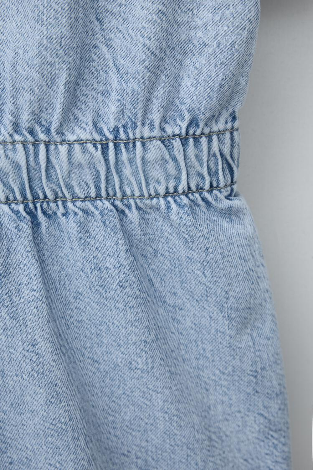 ZARA ДЖИНСОВЫЙ КОМБИНЕЗОН С МОЛНИЕЙ, ГОЛУБОЙ