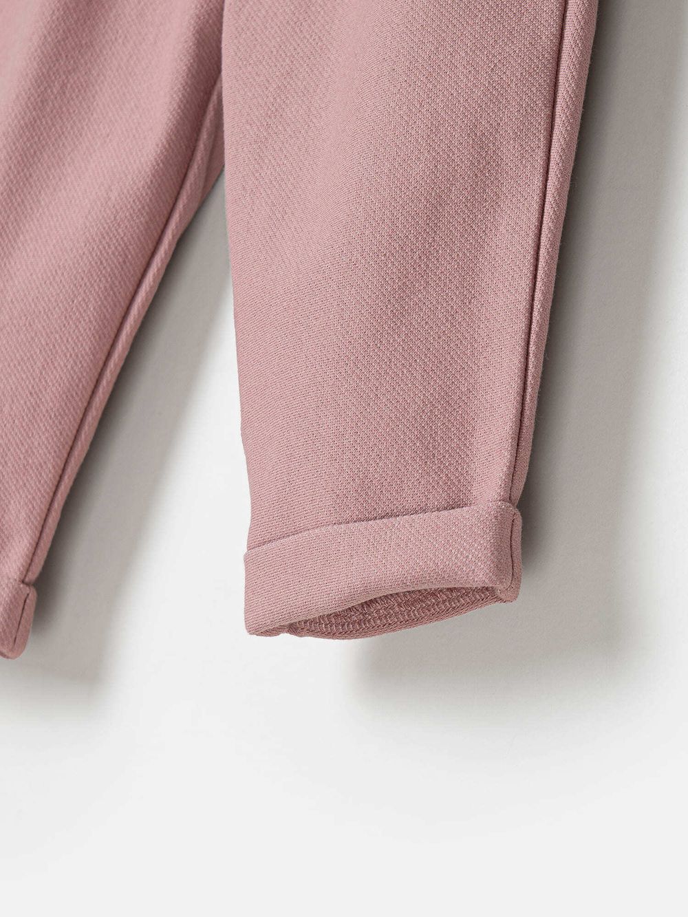 Брюки из джинскота "Пепельная роза" с отворотами 0+