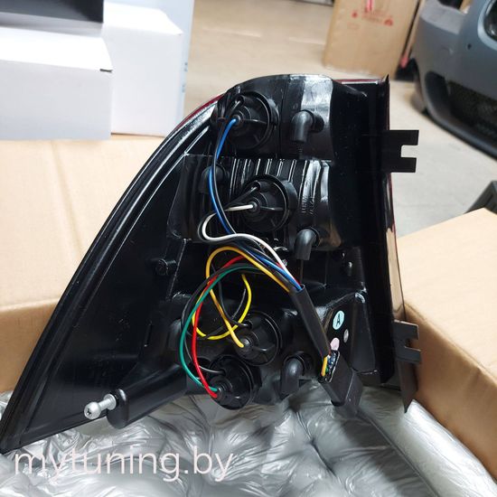 Задние фонари Mercedes ML W163 red smoke led