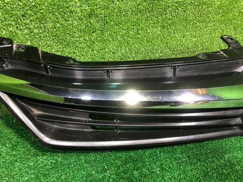 Решетка радиатора Toyota Camry xv50 (2014-2017)