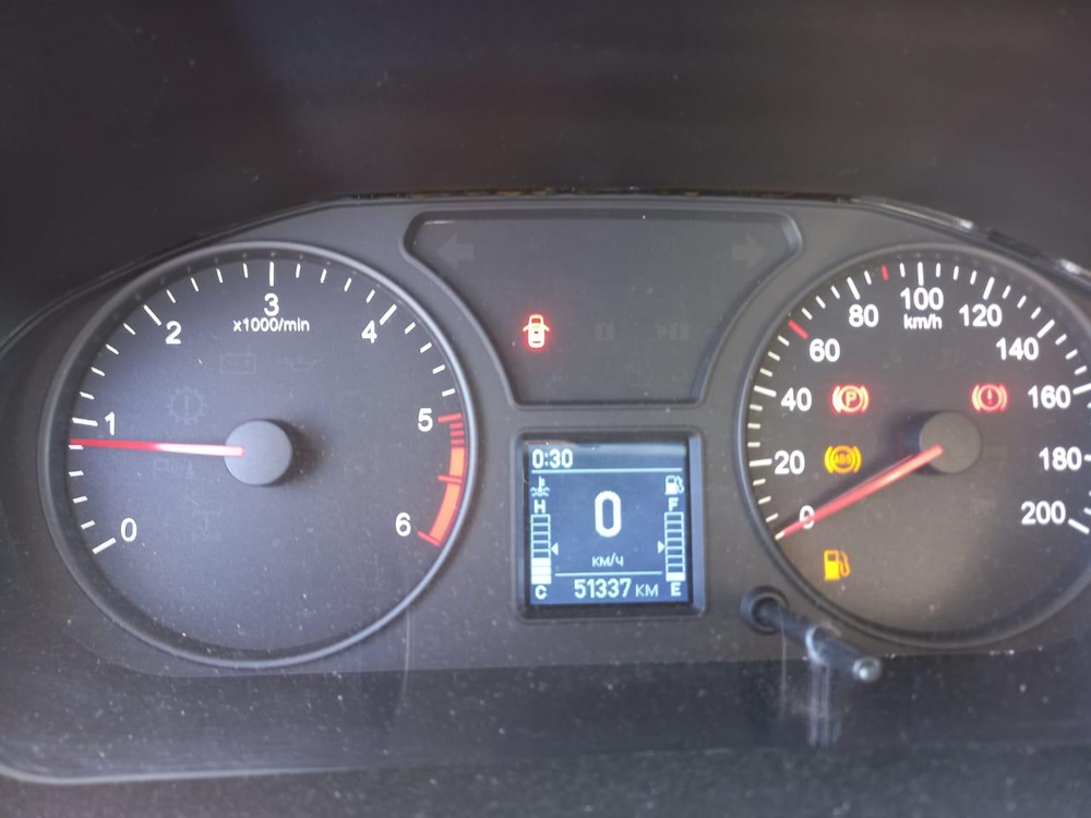 UAZ Profi 236031-02 (Изотермический, Бензин/Газ, 2,7 л, 150 л.с. МТ)