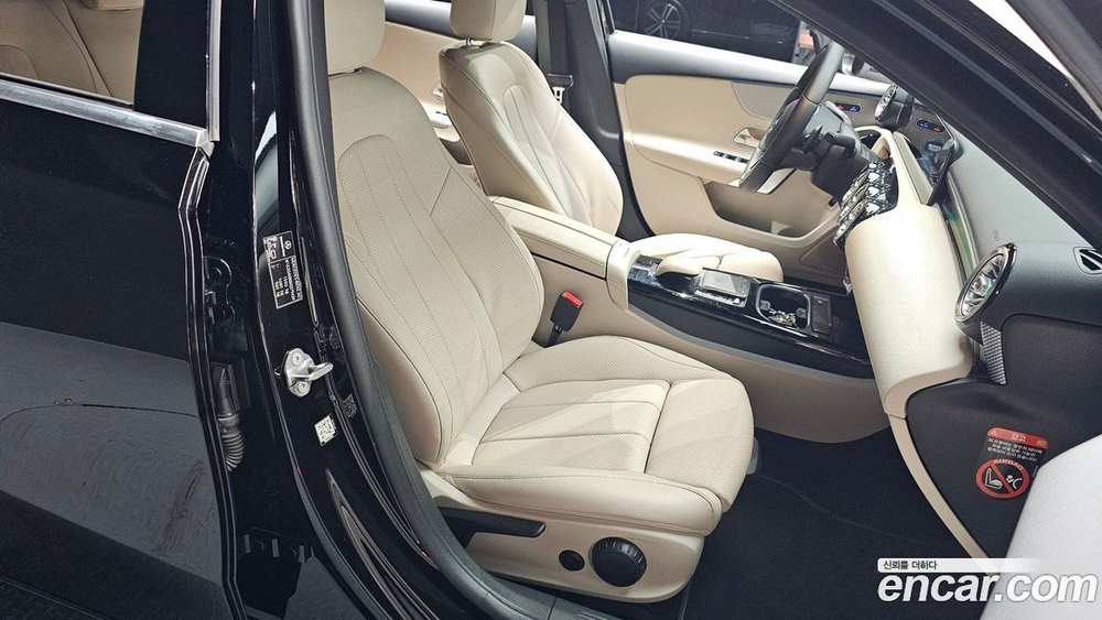Mercedes-Benz A-Class W177 A220 Sedan (03.2021)