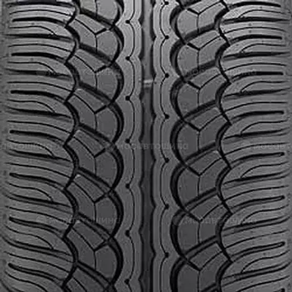 Yokohama Parada Spec-X 225/60 R18 100Y