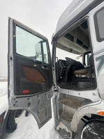 FAW J7 4x2 Седельный тягач CA4180P77K25E5 (Дизельный, 12,5 л, 553 л.с., АТ)
