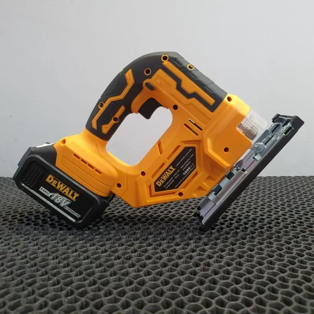 Аккумуляторный электро лобзик Dewalt 18V 6А с кейсом