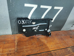 Кронштейн передней панели RAV4 IV (XA40) Новый Оригинал 5212942020