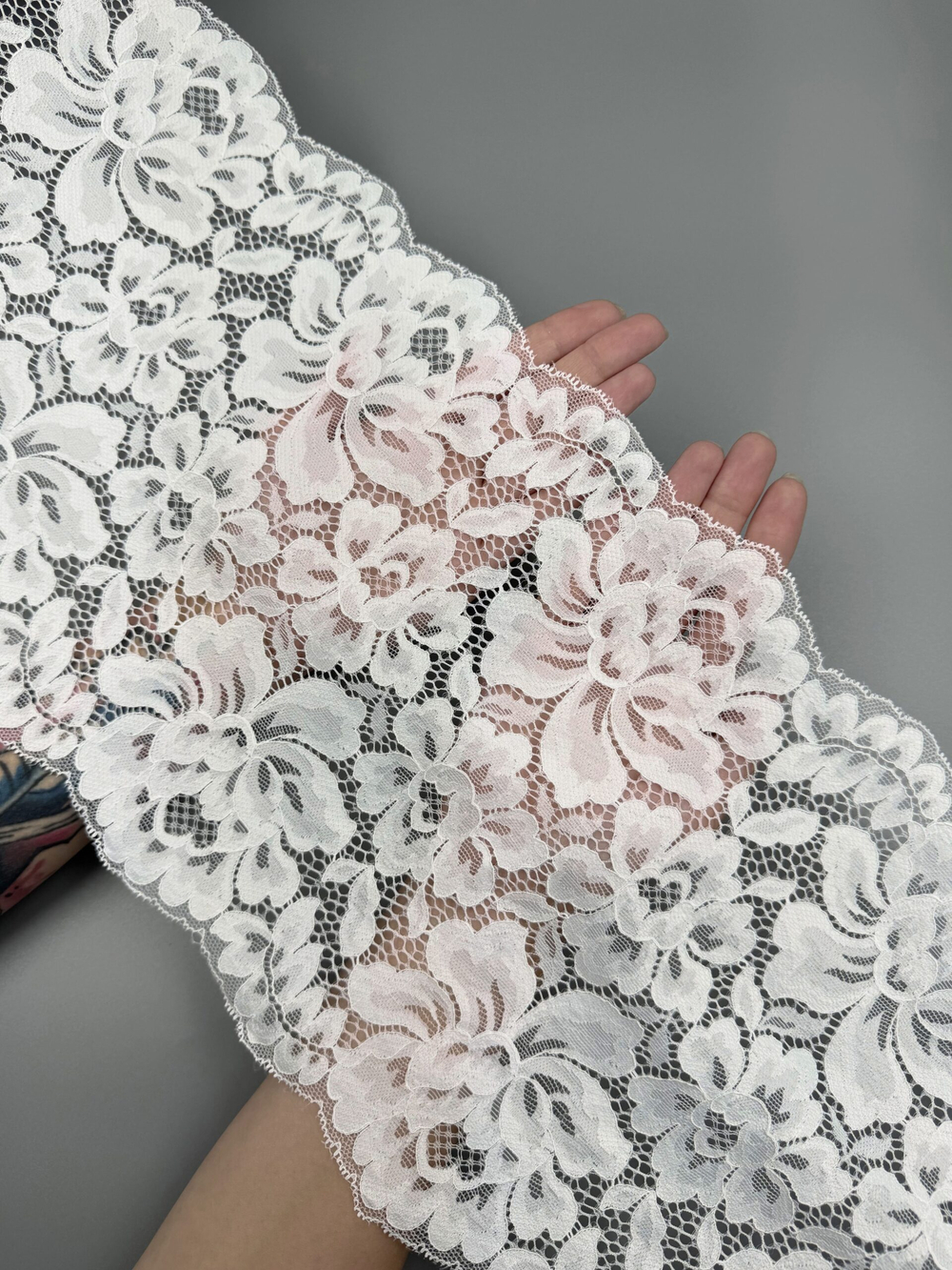 Эластичное кружево теплое белое ширина 22 см ОТРЕЗЫ