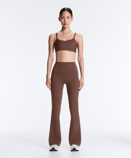 OYSHO Брюки клеш с высокой посадкой Flare Comfortlux High Rise, светло-коричневый