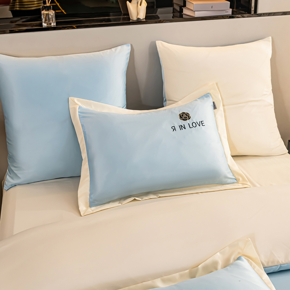 Комплект постельного белья Сатин-Шелк Я IN LOVE/Я ВЛЮБЛЕН LV008