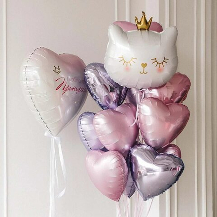 Воздушная композиция из сердец с кошечкой- красивый подарок для любимой женщины"