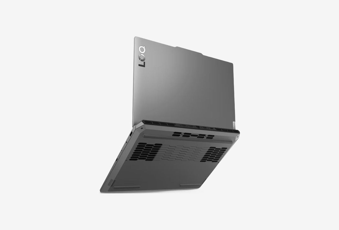 678499_1026225100300