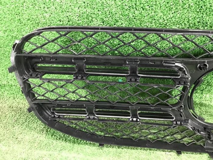 Решетка радиатора Mercedes GLS x167 (2019-2023)