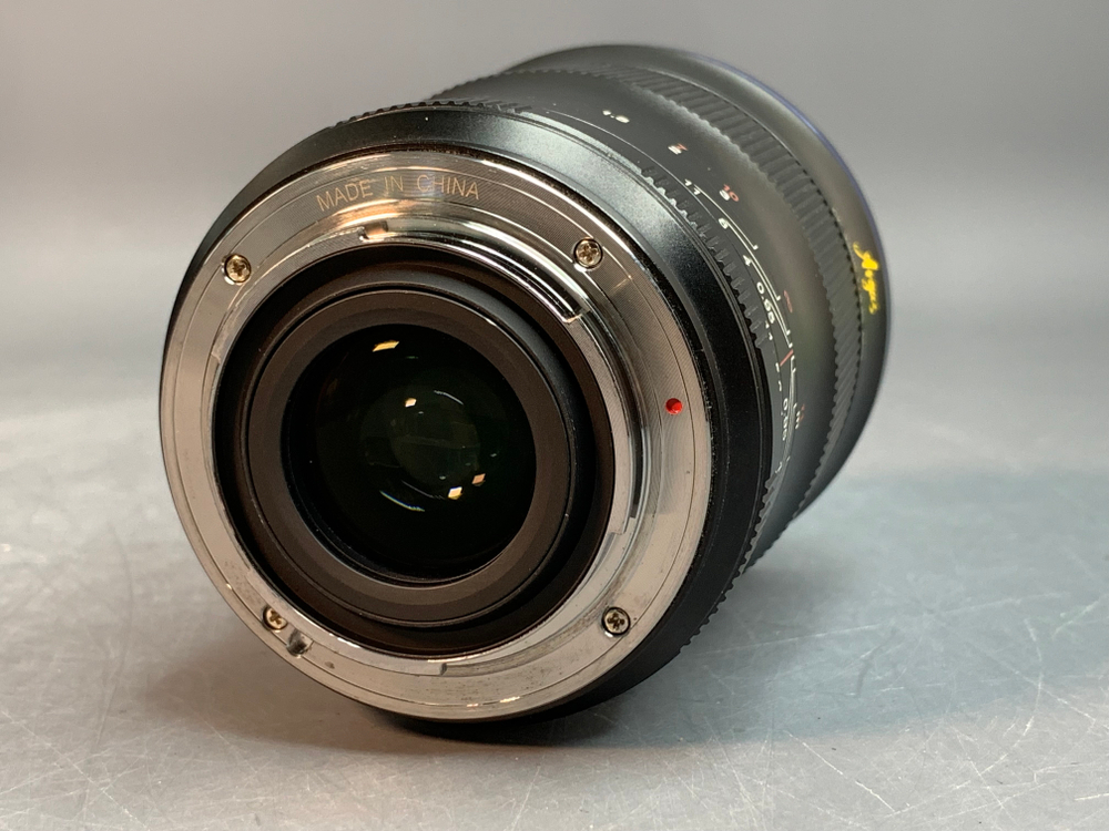 Laowa Argus 33mm f/0.95 Argus CF APO Fujifilm X-Mount