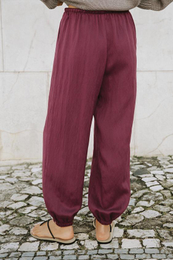 ZARA БРЮКИ-БОМБАШКИ С ЭЛАСТИЧНЫМ ПОЯСОМ, БАКЛАЖАНОВЫЙ