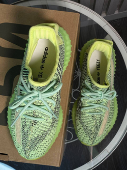 Кроссовки Adidas