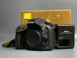 Nikon D600 183000 кадров Трещина на верхнем экране