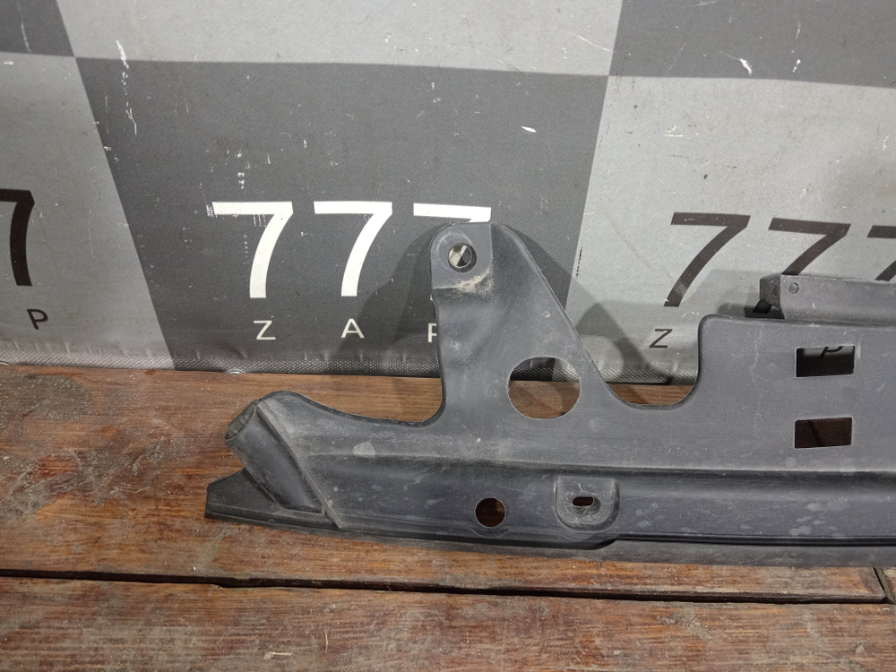 Пыльник крыла переднего левого BMW 5-Series (G30) 16-нв Б/У Оригинал 51767349605