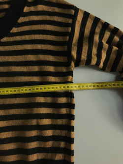 Джемпер из шерсти в полоску, визуально на 46 размер