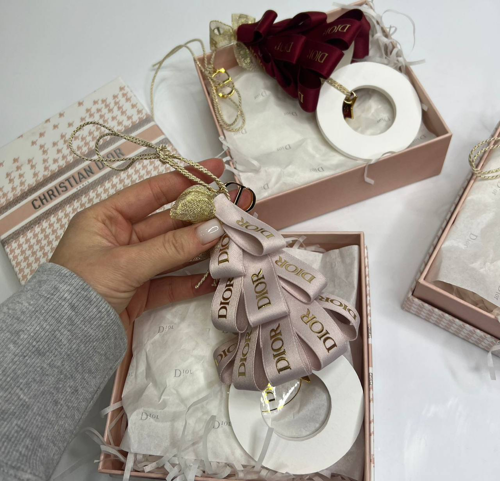 Новогодняя игрушка Dior