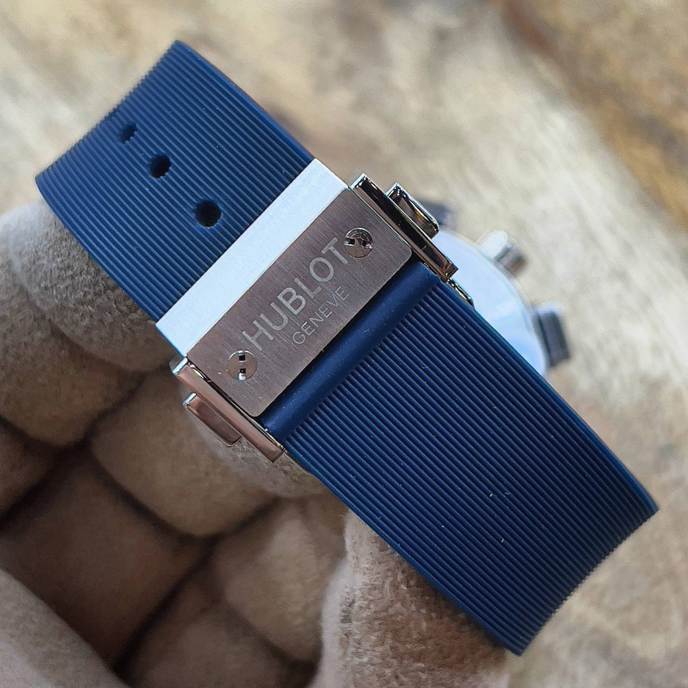 Часы Hublot