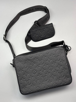 Сумка-мессенджер Louis Vuitton