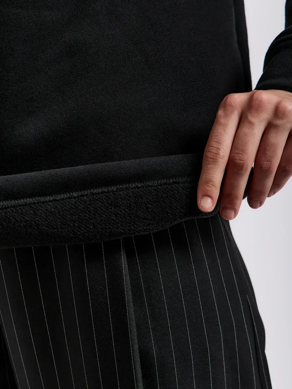 Свитшот с воротником