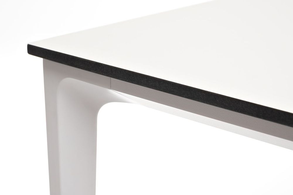 "Малага" обеденный стол из HPL 90х90см, цвет молочный, каркас белый