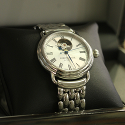 Aerowatch 68900 AA03 M