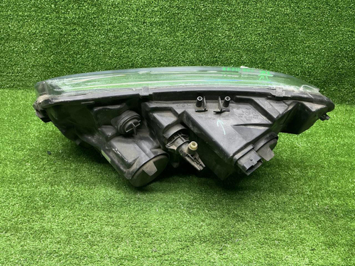 Фара правая Renault Logan 2 (2018-2022) галоген