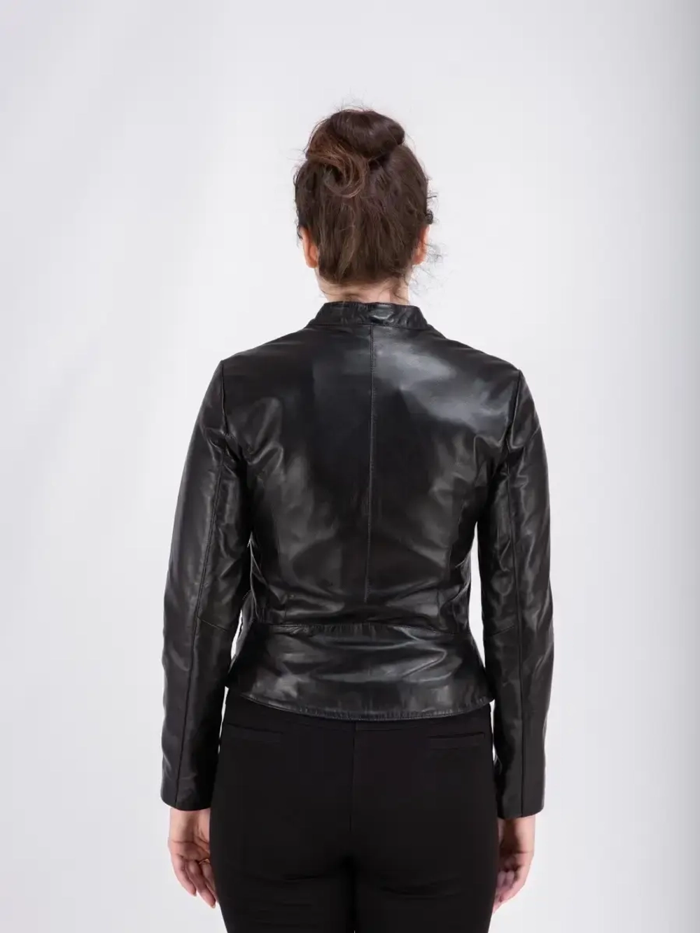 Куртка женская из натуральной кожи