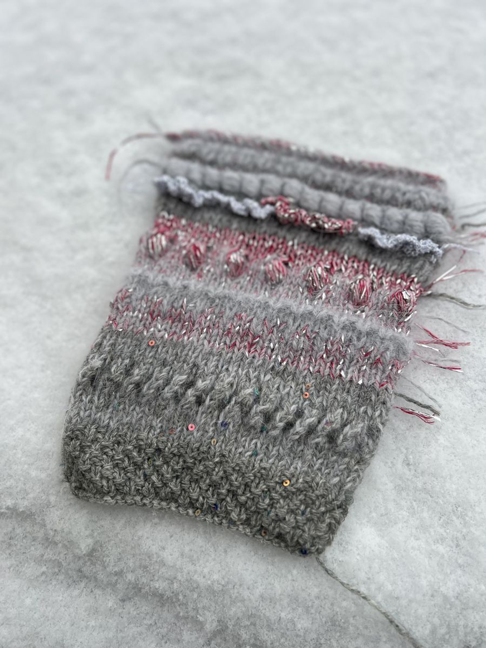 Трикотажная пряжа для вязания Eyre Pailletes с пайетками