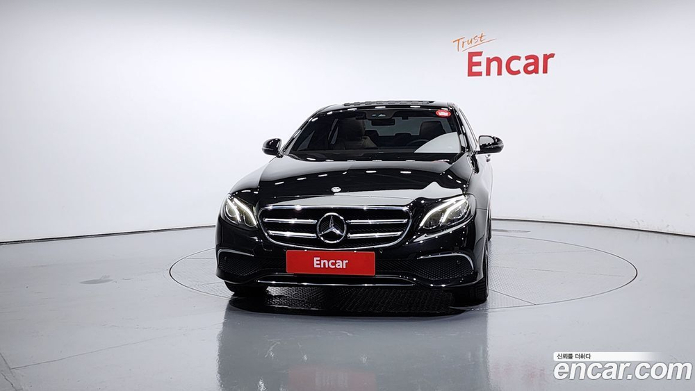 Mercedes-Benz E-Class W213 E250 Avangarde (04.2020)