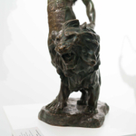 Бронзовая композиция «Человек, укротивший льва»