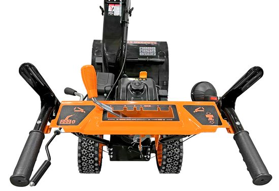 Бензиновый снегоуборщик "CARVER" STG 7056WEL