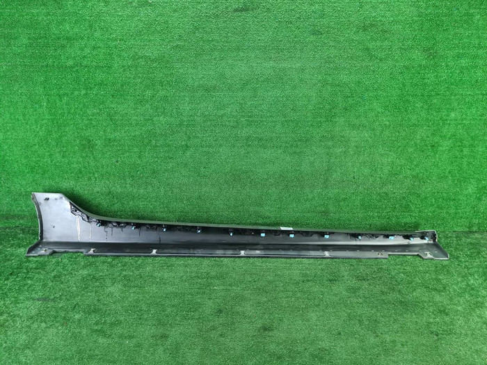 Накладка порога левая Hyundai I40 1 DF (2012-2019)