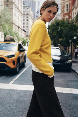 ZARA БАЗОВЫЙ СВИТЕР МЯГКОГО ТРИКОТАЖА, ЖЕЛТЫЙ