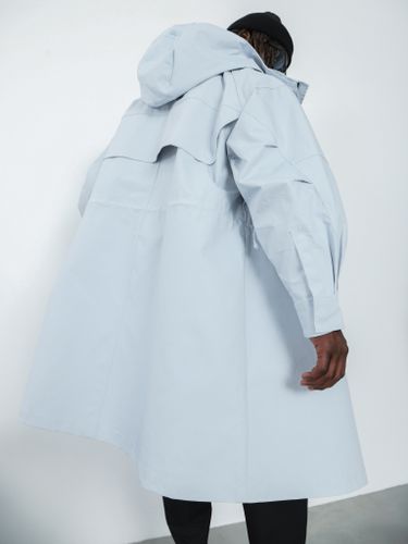 Плащ с капюшоном мужской